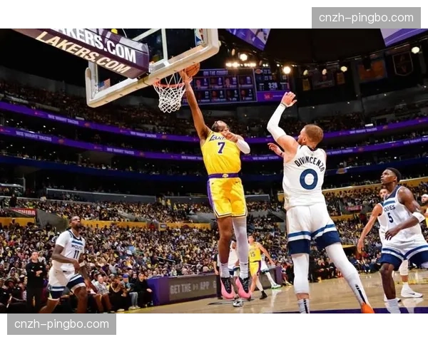 湖人里夫斯缺阵四周期间 替补控卫组织效率值下降12点攻防分析